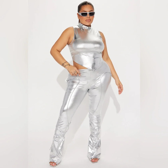 Fashion Nova - Nothin' On Me Metallic Pant - Silver NWT Size 2X. Sexy lace-up - Picture 1 of 6